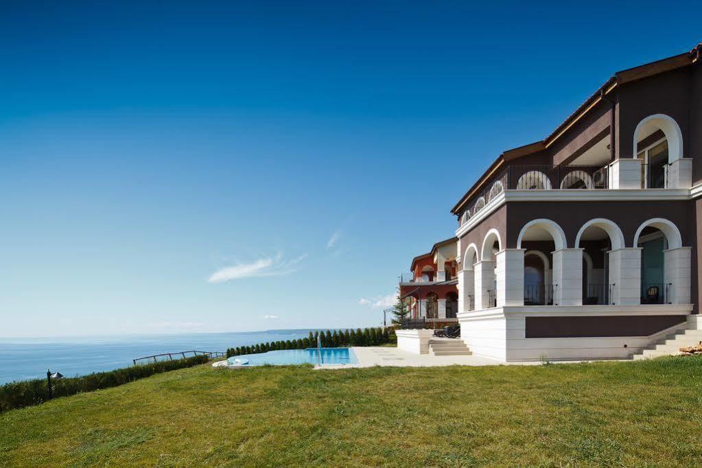 Lighthouse Apartments And Villas Балчик Екстер'єр фото